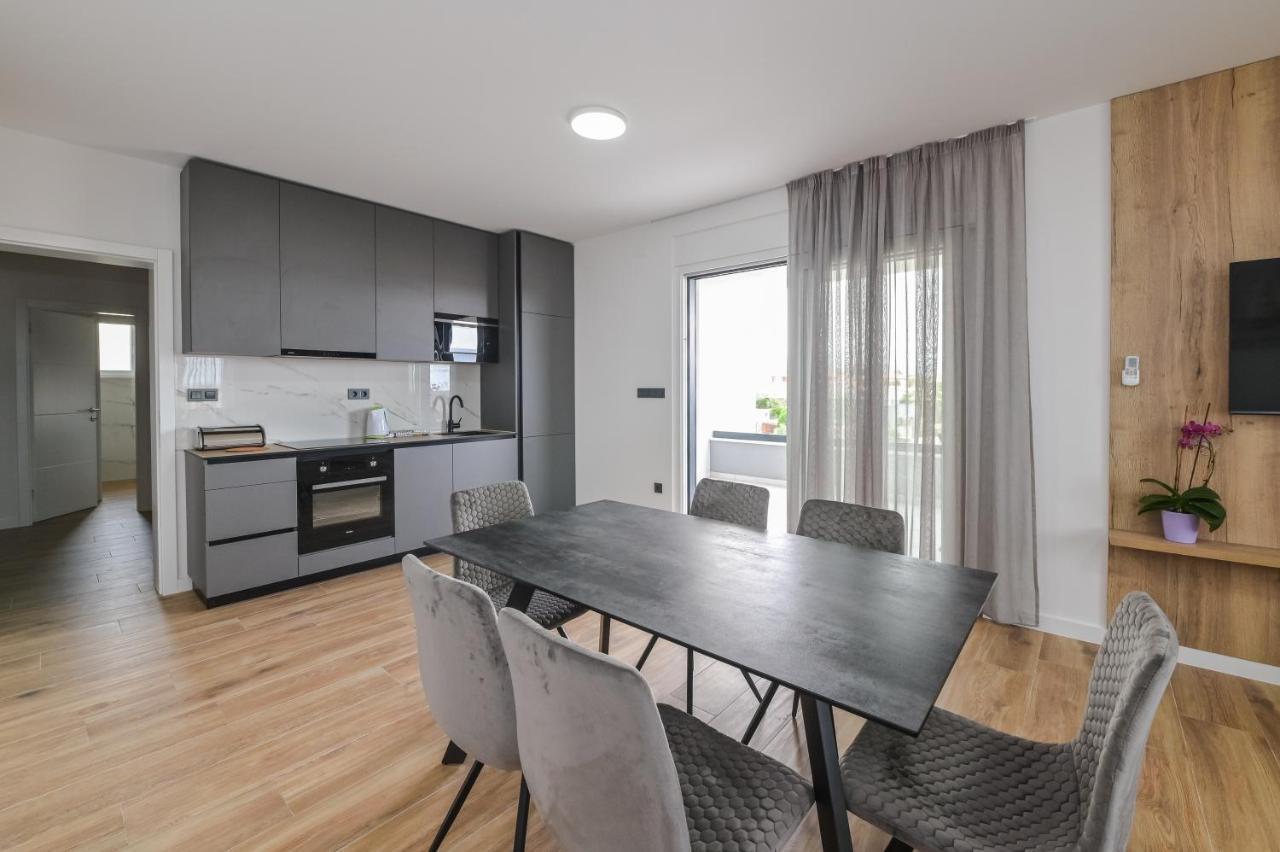 The Eagle Apartment Новаля Екстериор снимка
