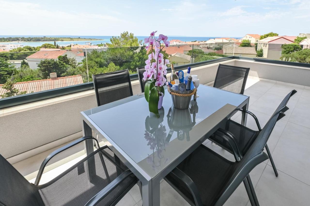 The Eagle Apartment Новаля Екстериор снимка