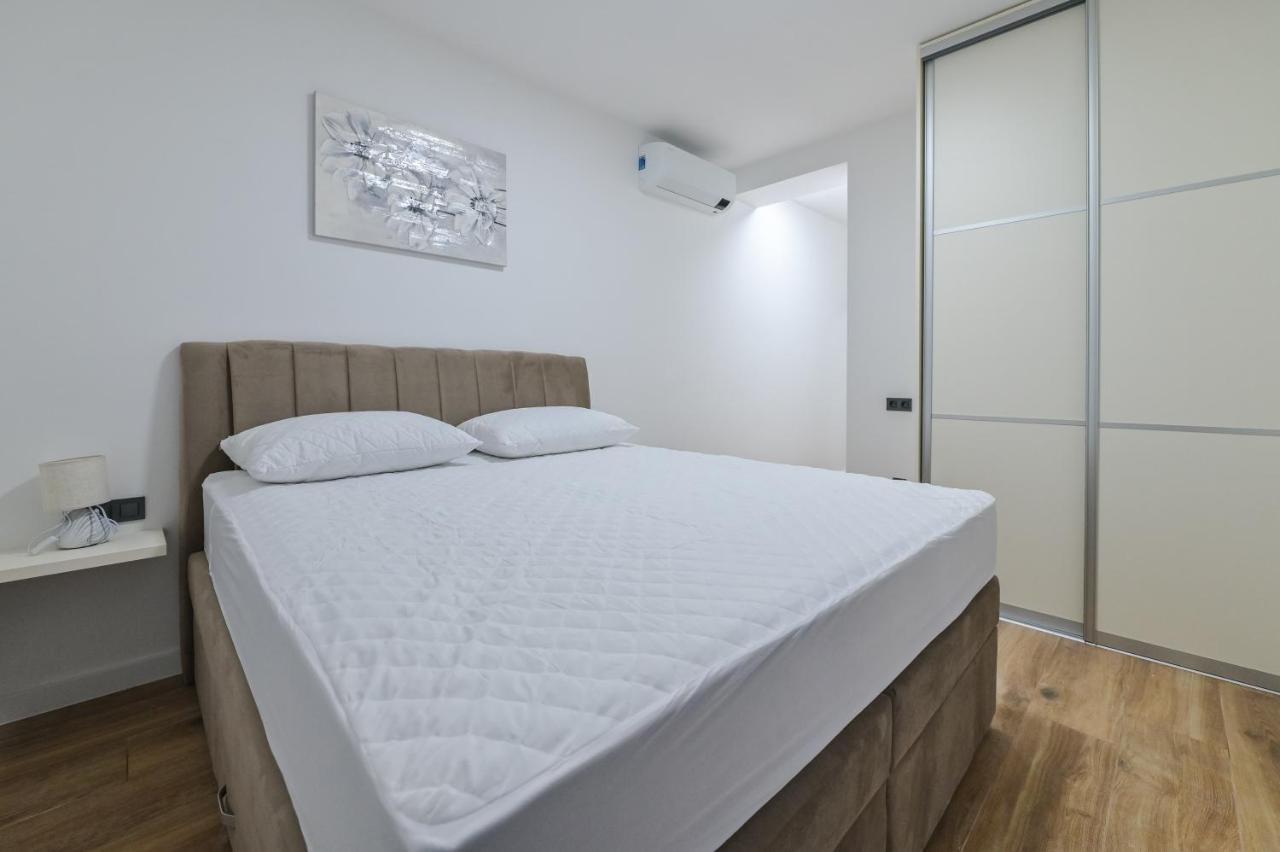 The Eagle Apartment Новаля Екстериор снимка