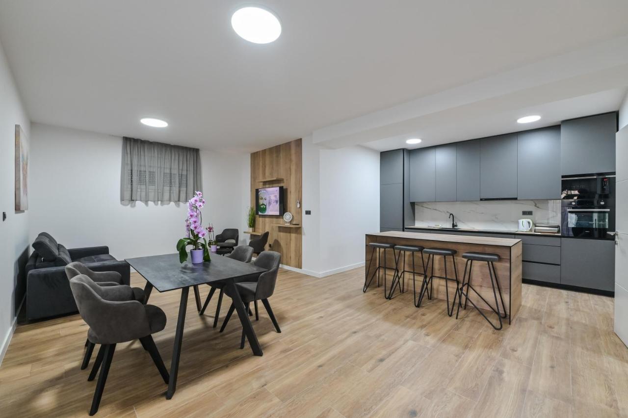 The Eagle Apartment Новаля Екстериор снимка